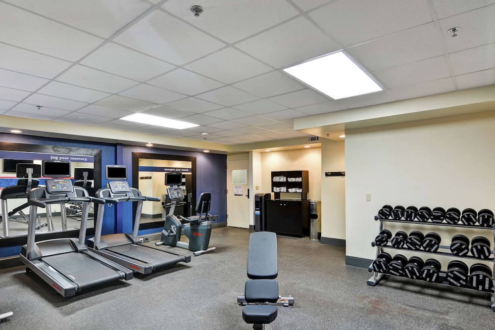 hampton inn columbia i 26 airport