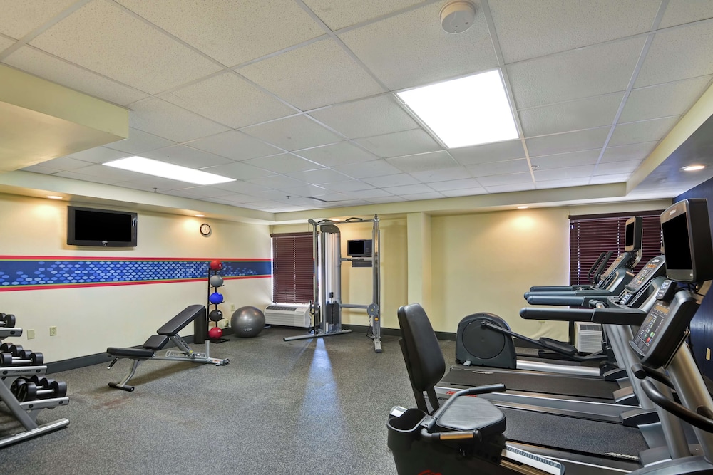 hampton inn columbia i 26 airport
