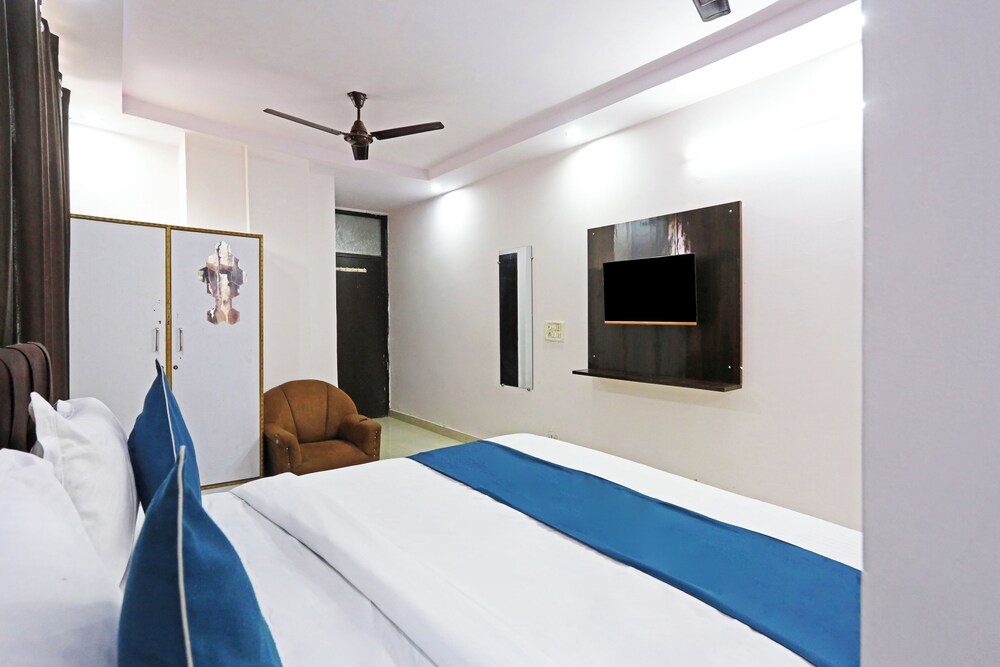 hotel raaso inn laxminagar by arrow