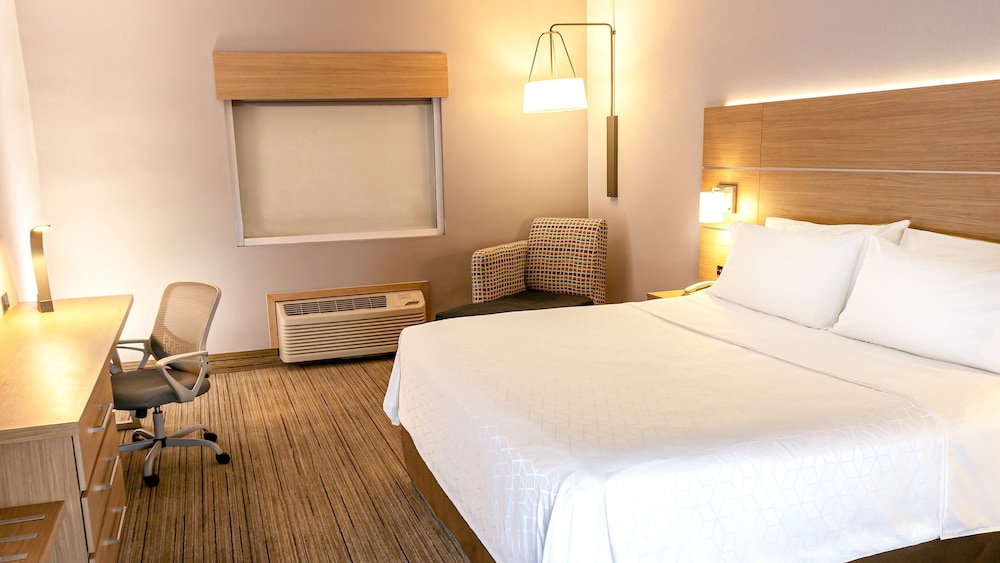 holiday inn express chihuahua by ihg