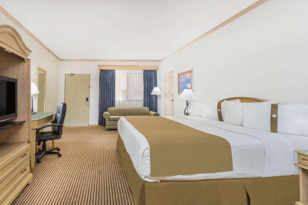 wyndham garden ciudad obregon