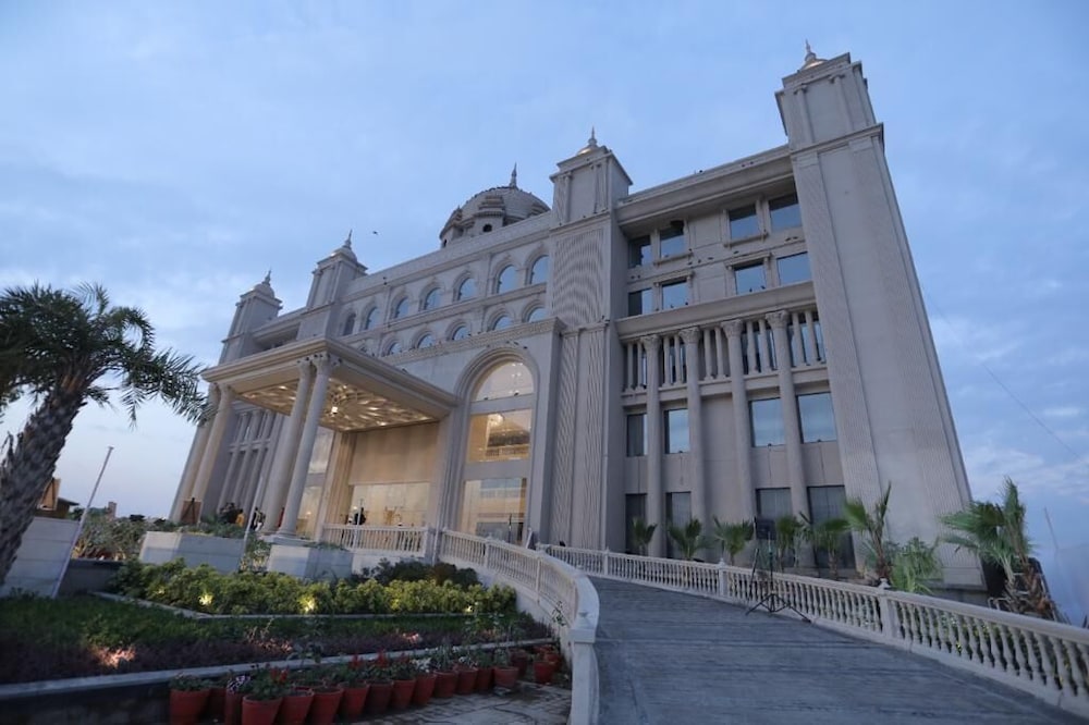 classic sapphire ananta bundi