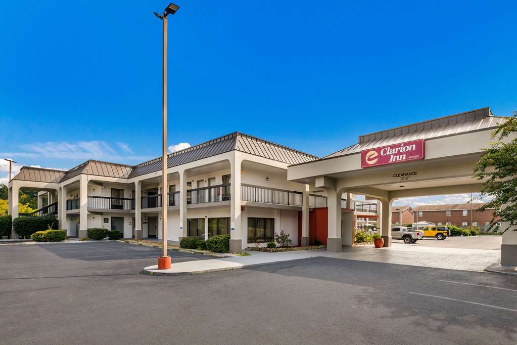 clarion inn cleveland near university