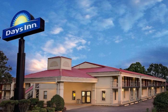 days inn by wyndham cleveland tn
