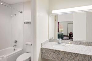days inn by wyndham cleveland tn