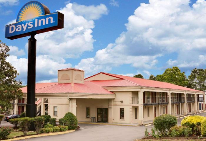 days inn by wyndham cleveland tn