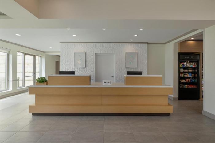 hilton garden inn cleveland airport