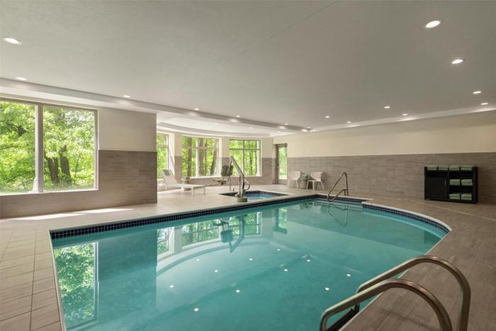 hilton garden inn cleveland airport
