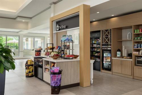 hilton garden inn cleveland airport