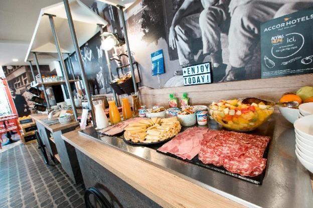 ibis styles paris mairie de clichy