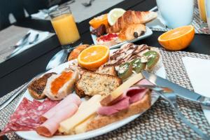 ibis styles paris mairie de clichy