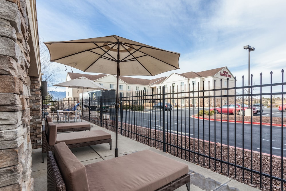 hampton inn colorado springs airport
