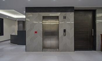 treebo trend pink city grand