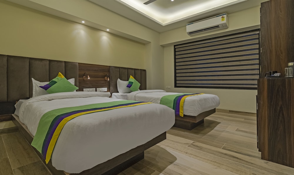 treebo trend pink city grand