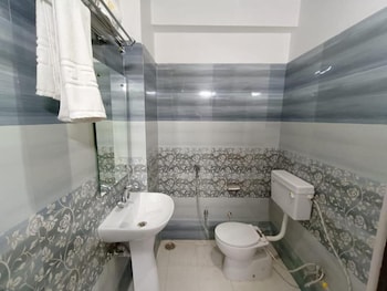 hotel aman residency