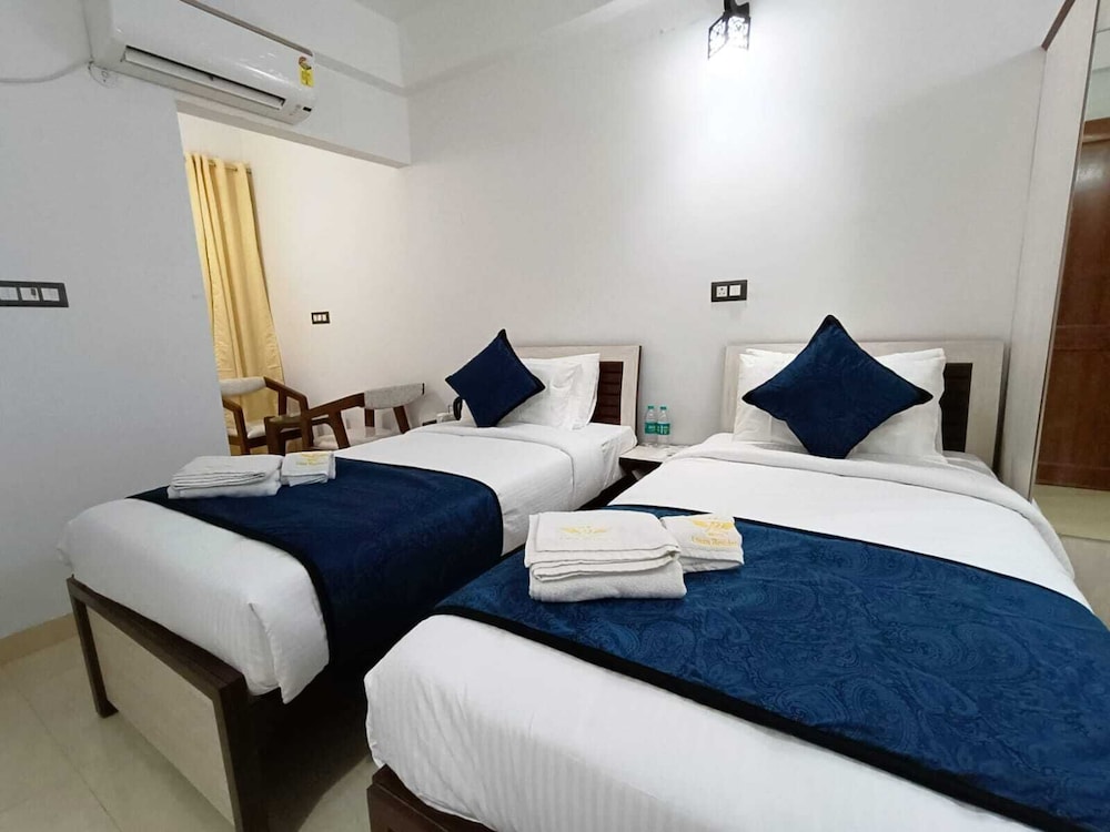 hotel aman residency