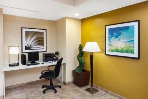 candlewood suites aurora naperville by ihg
