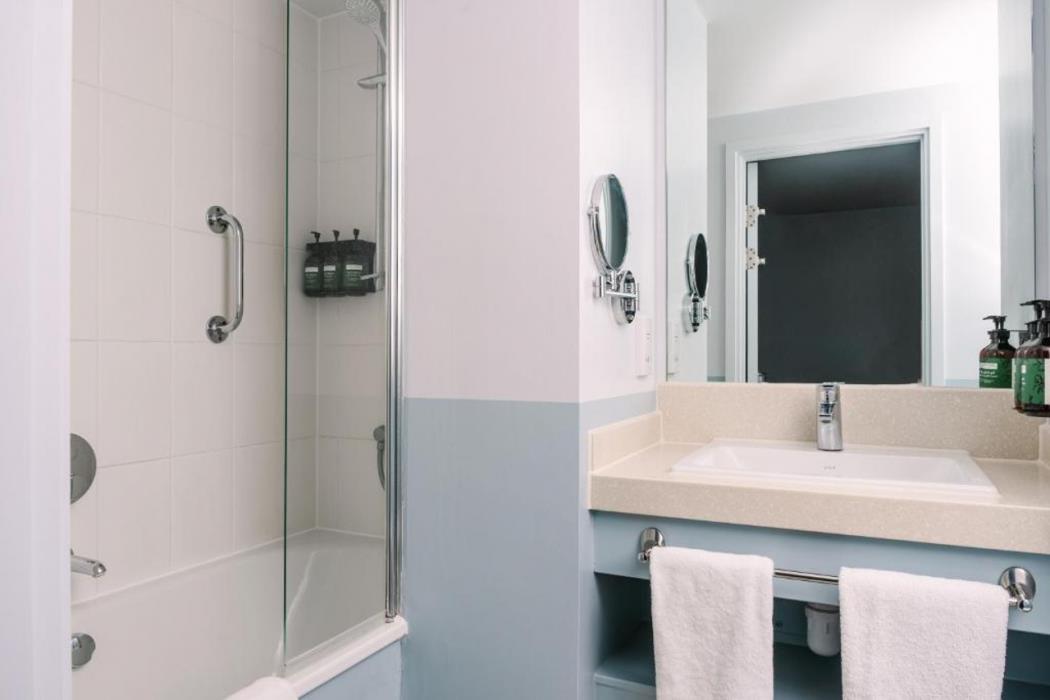 voco winchester hotel and spa by ihg