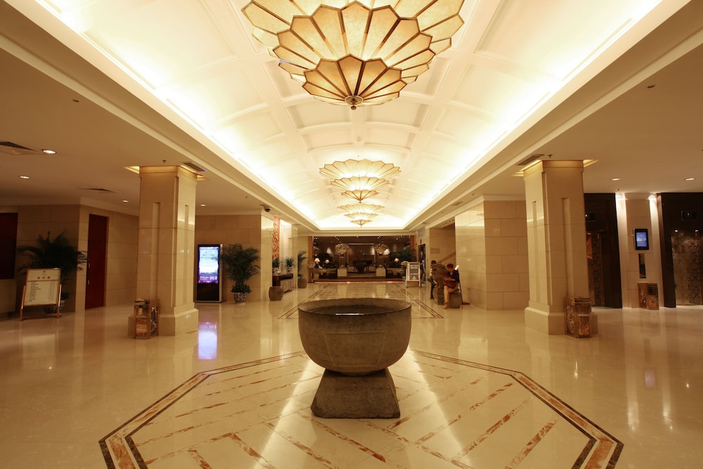 bell tower hotel xian