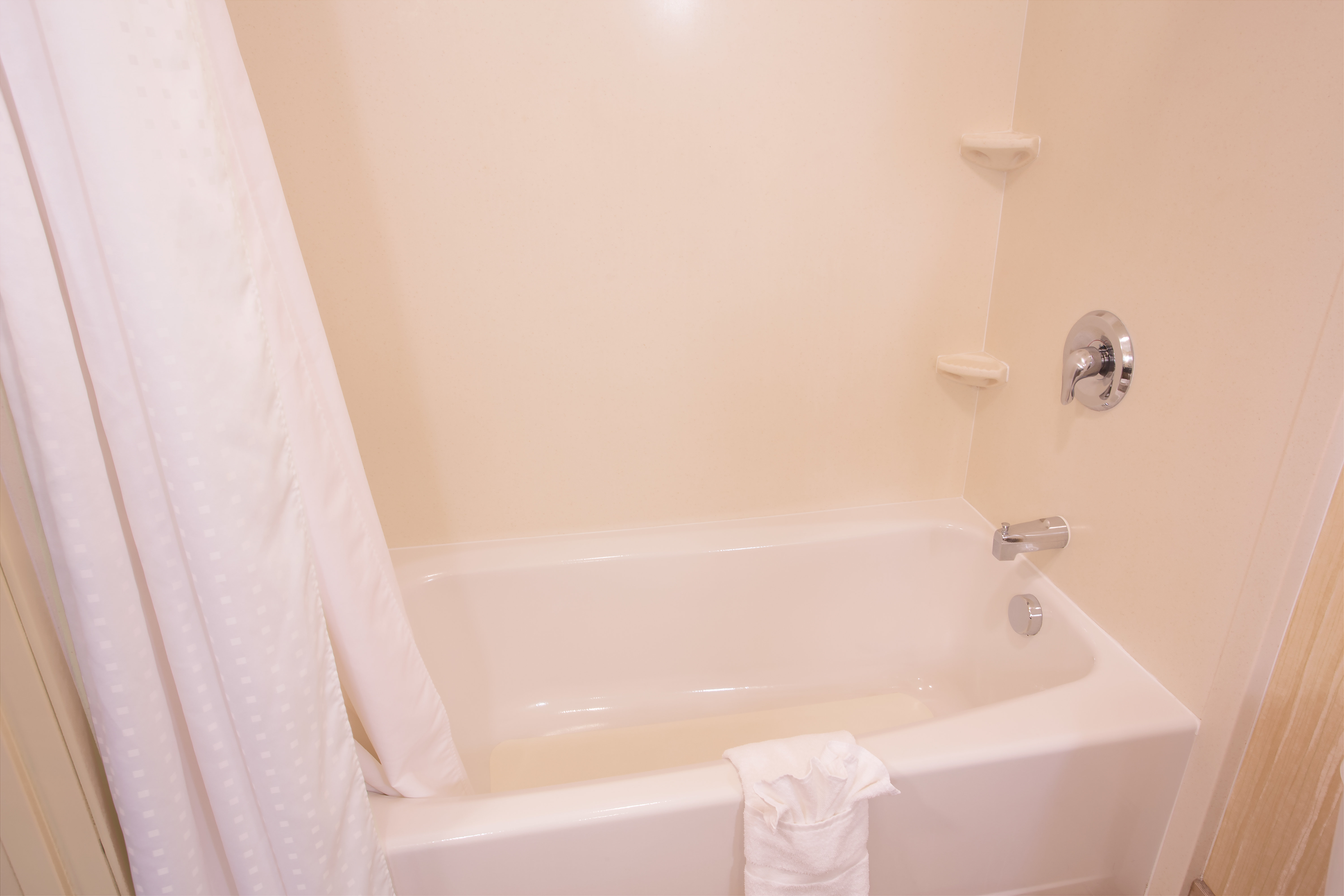 holiday inn yakima by ihg