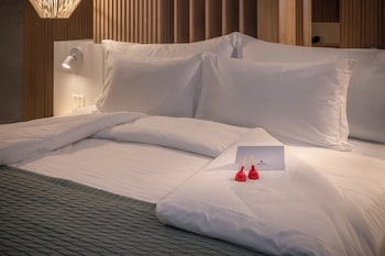 serhs experience suites