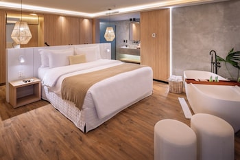 serhs experience suites