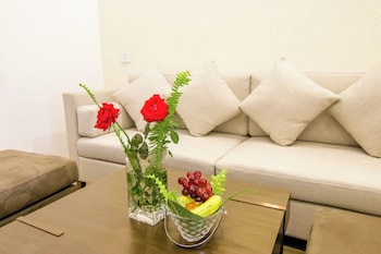 dhauladhar heights resort