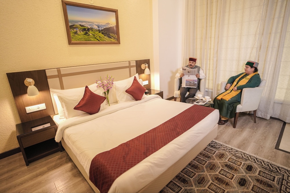 dhauladhar heights resort