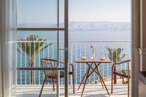 galei kinnereth hotel