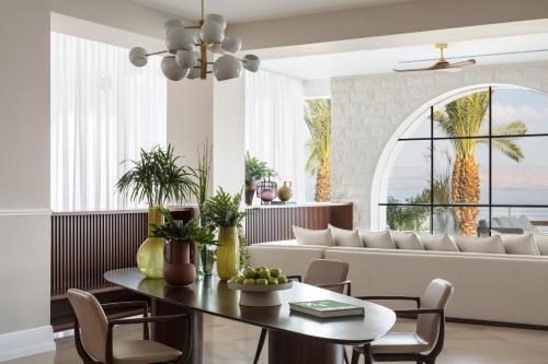 galei kinnereth hotel