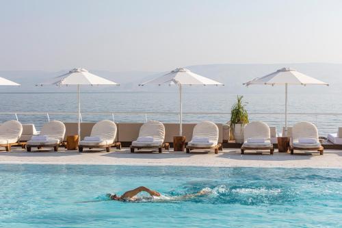 galei kinnereth hotel