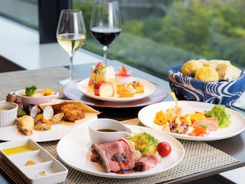doubletree by hilton osaka castle
