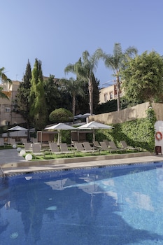 aluasoul costa malaga adults recommended