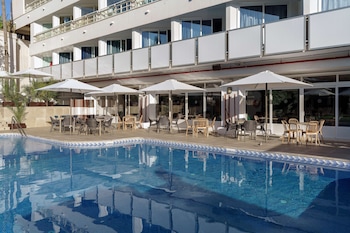 aluasoul costa malaga adults recommended