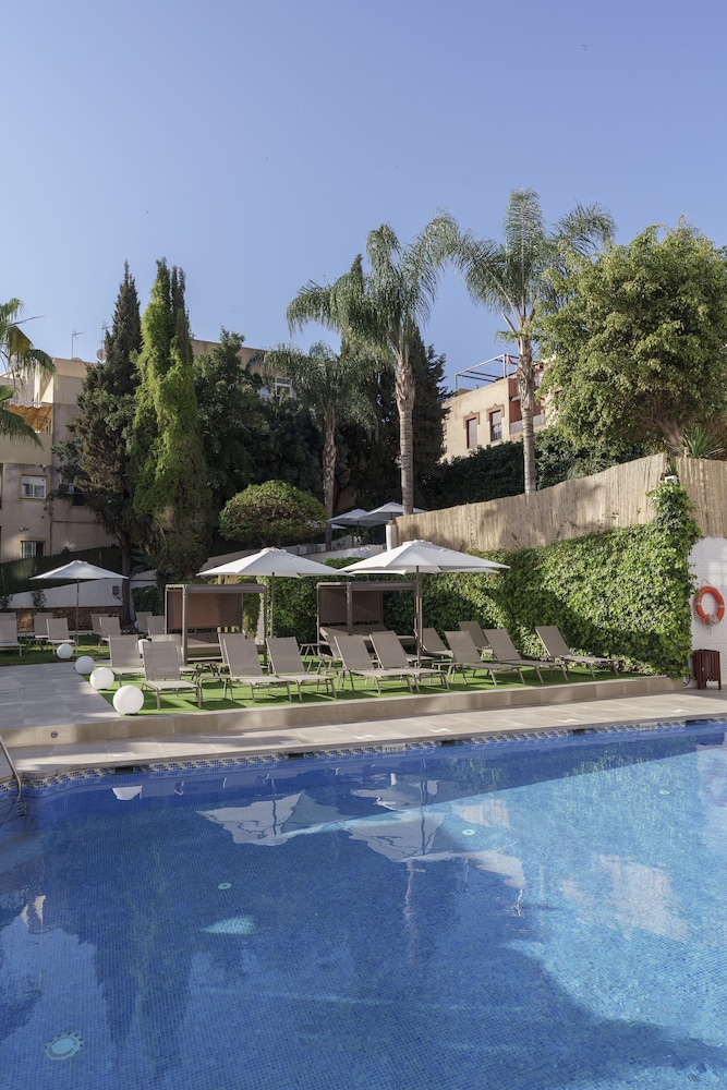 aluasoul costa malaga adults recommended