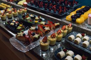 aluasoul costa malaga adults recommended