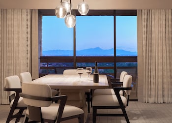 loews ventana canyon resort