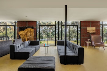 atmaveda riverside retreat