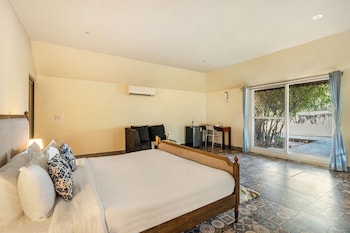 atmaveda riverside retreat