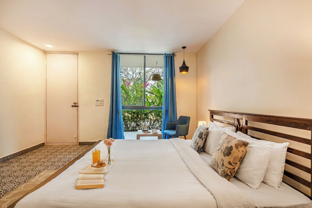 atmaveda riverside retreat