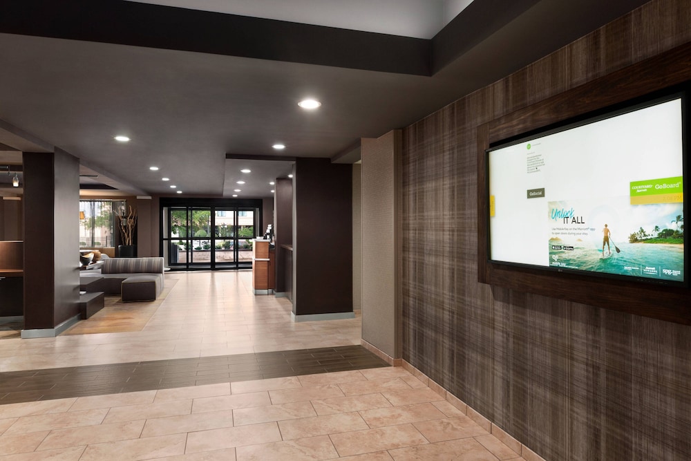 courtyard by marriott tulsa central