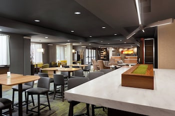 courtyard by marriott tulsa central
