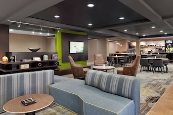 courtyard by marriott tulsa central