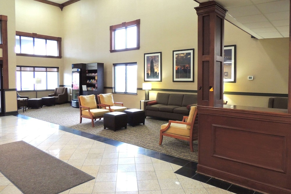 comfort suites twinsburg