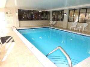 comfort suites twinsburg