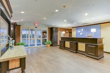 Holiday Inn Express Hotel & Suites Huntsville By Ihg,Texas>>Huntsville,3 star