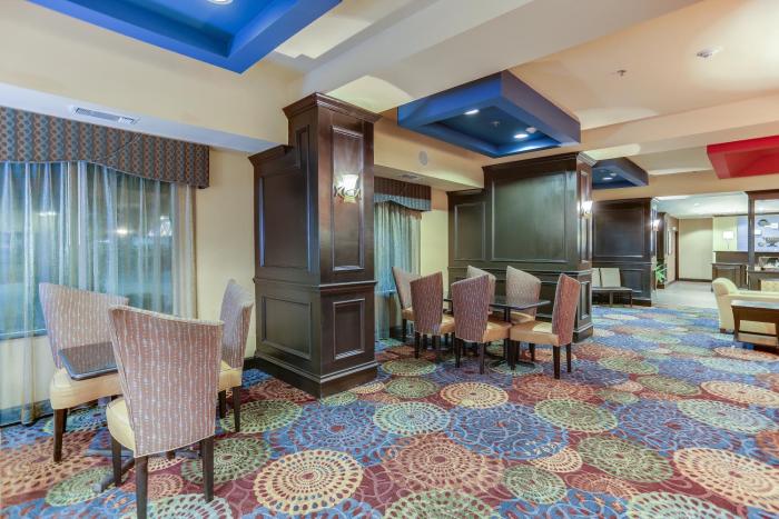 holiday inn express hotel and suites huntsville by ihg