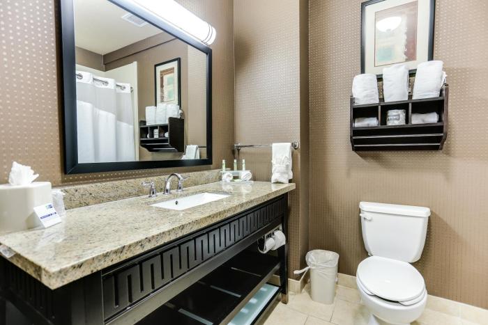 holiday inn express hotel and suites huntsville by ihg