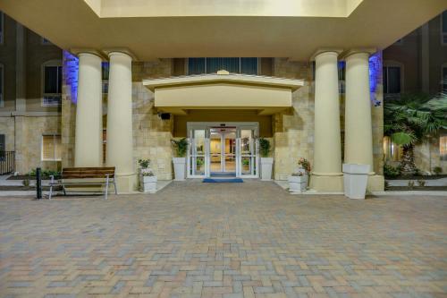 holiday inn express hotel and suites huntsville by ihg