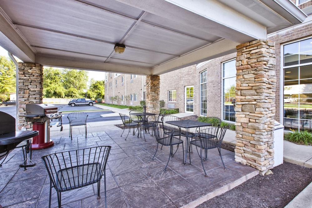 candlewood suites indianapolis airport by ihg